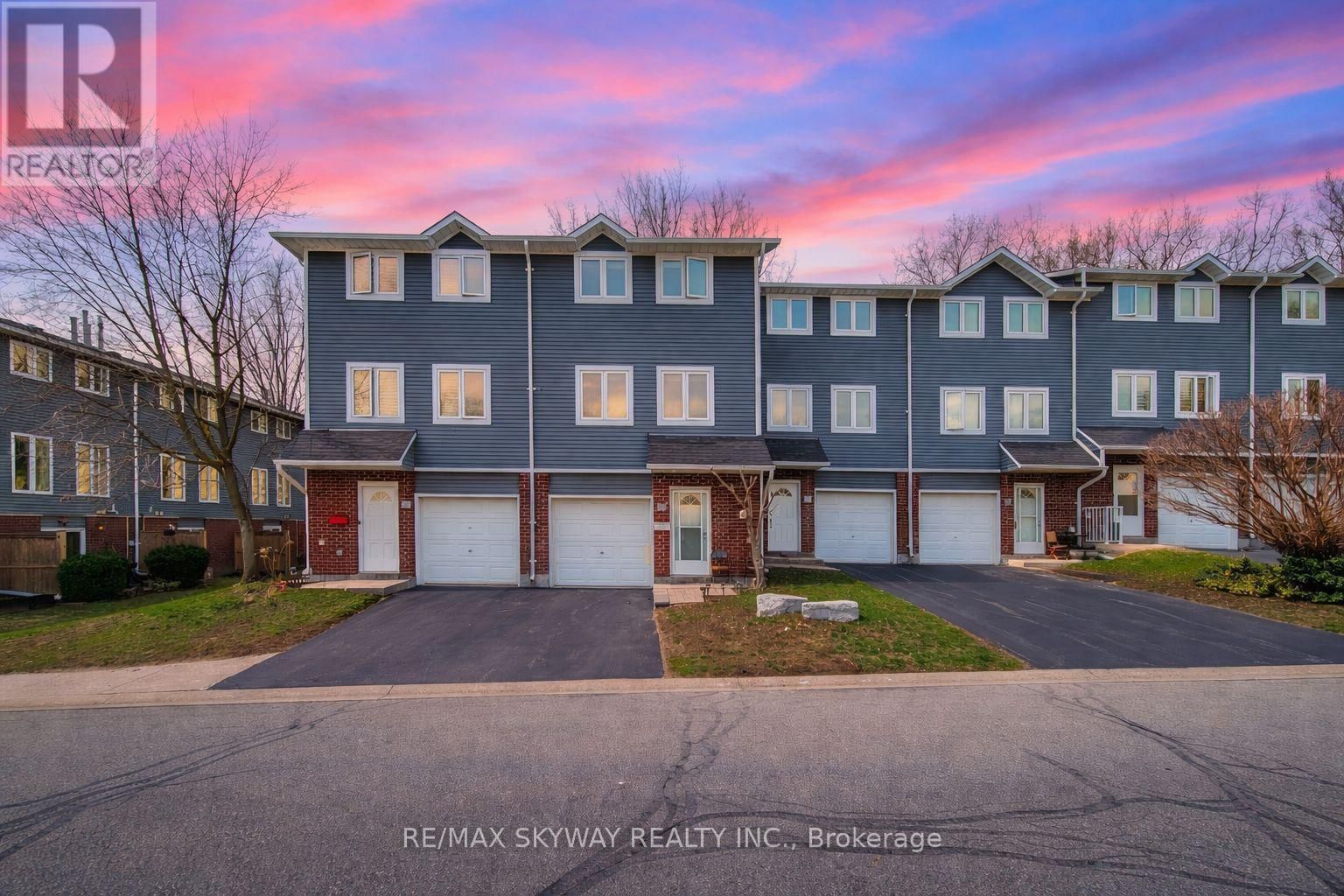 B - 56 HARRIS AVENUE Image 1