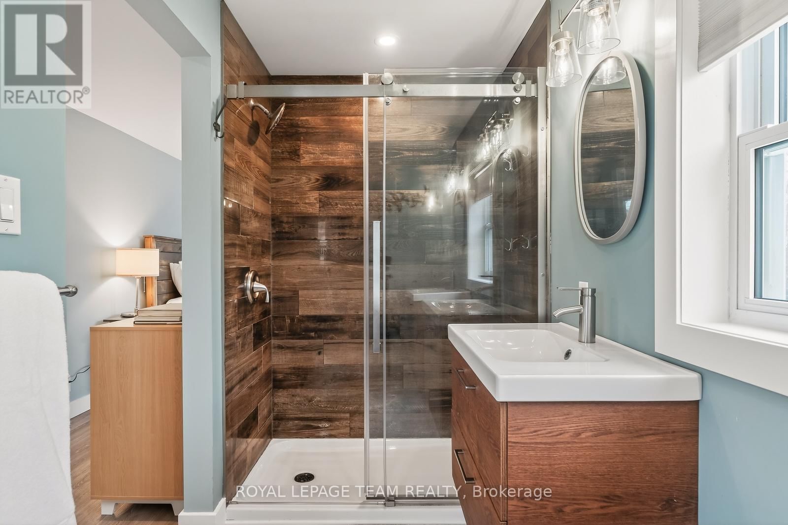 63 BIRCH AVENUE Image 20