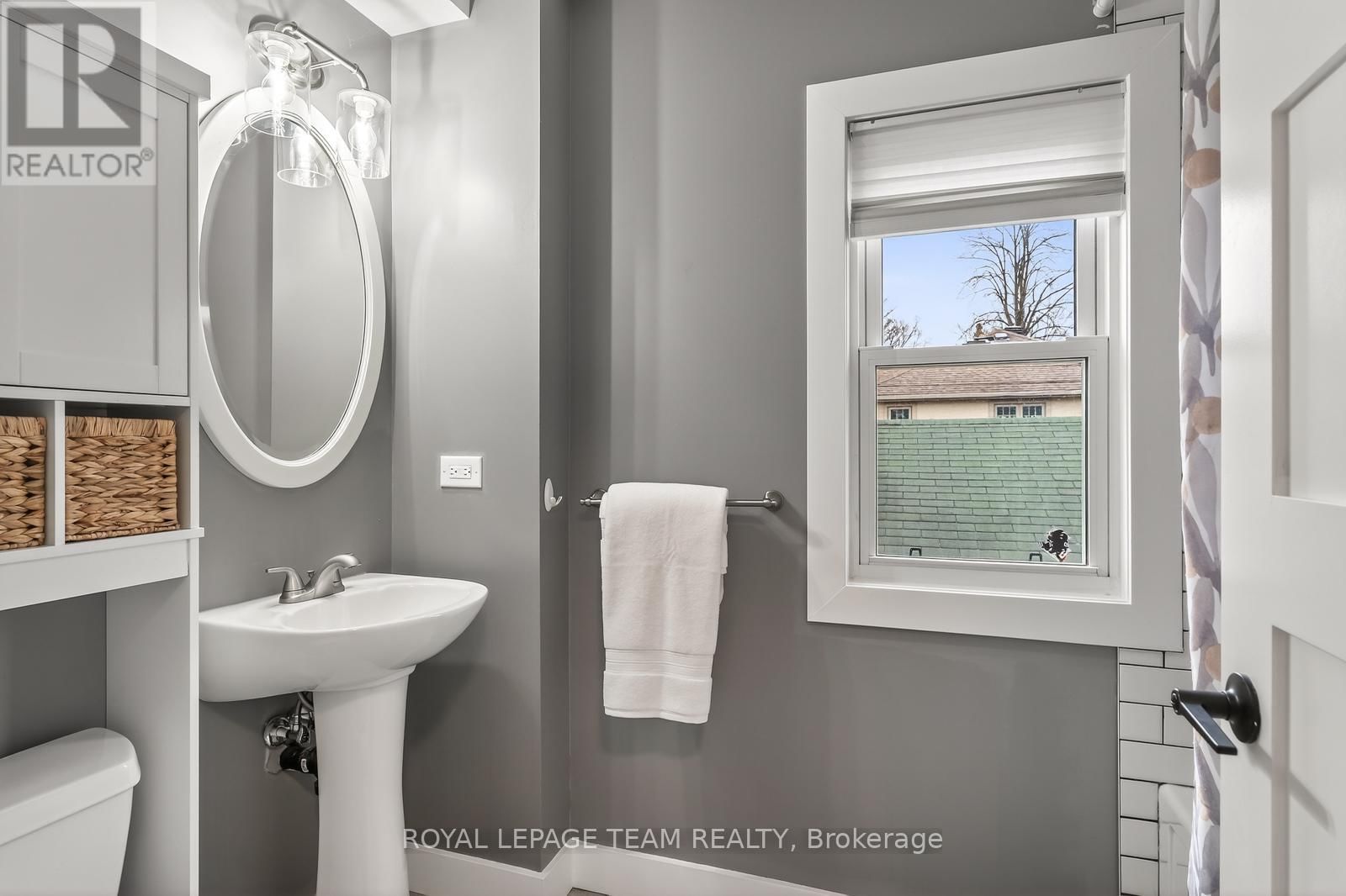 63 BIRCH AVENUE Image 26