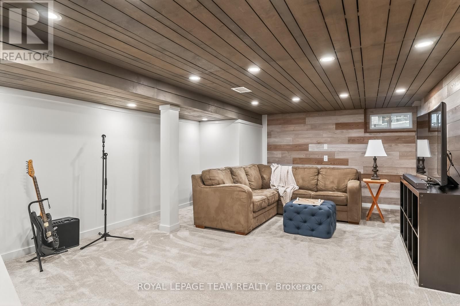 63 BIRCH AVENUE Image 27