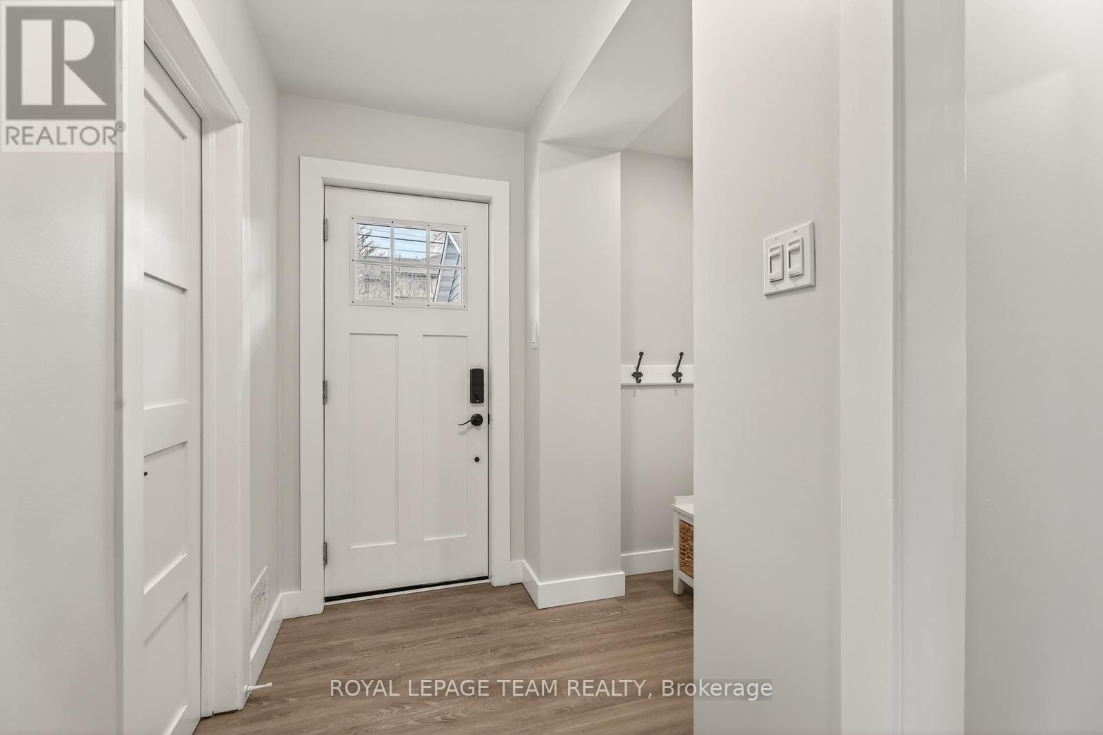 63 BIRCH AVENUE Image 31