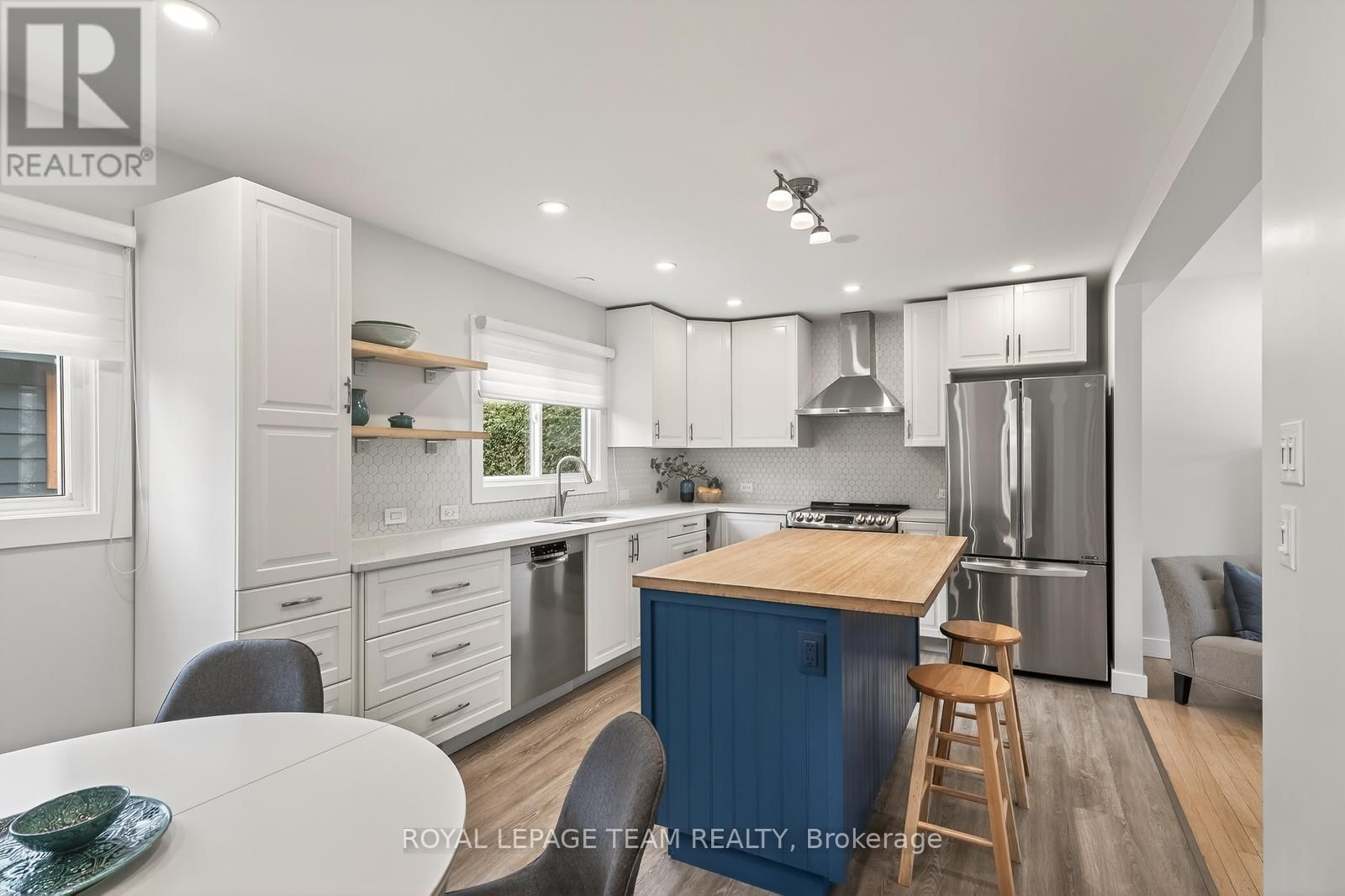 63 BIRCH AVENUE Image 9