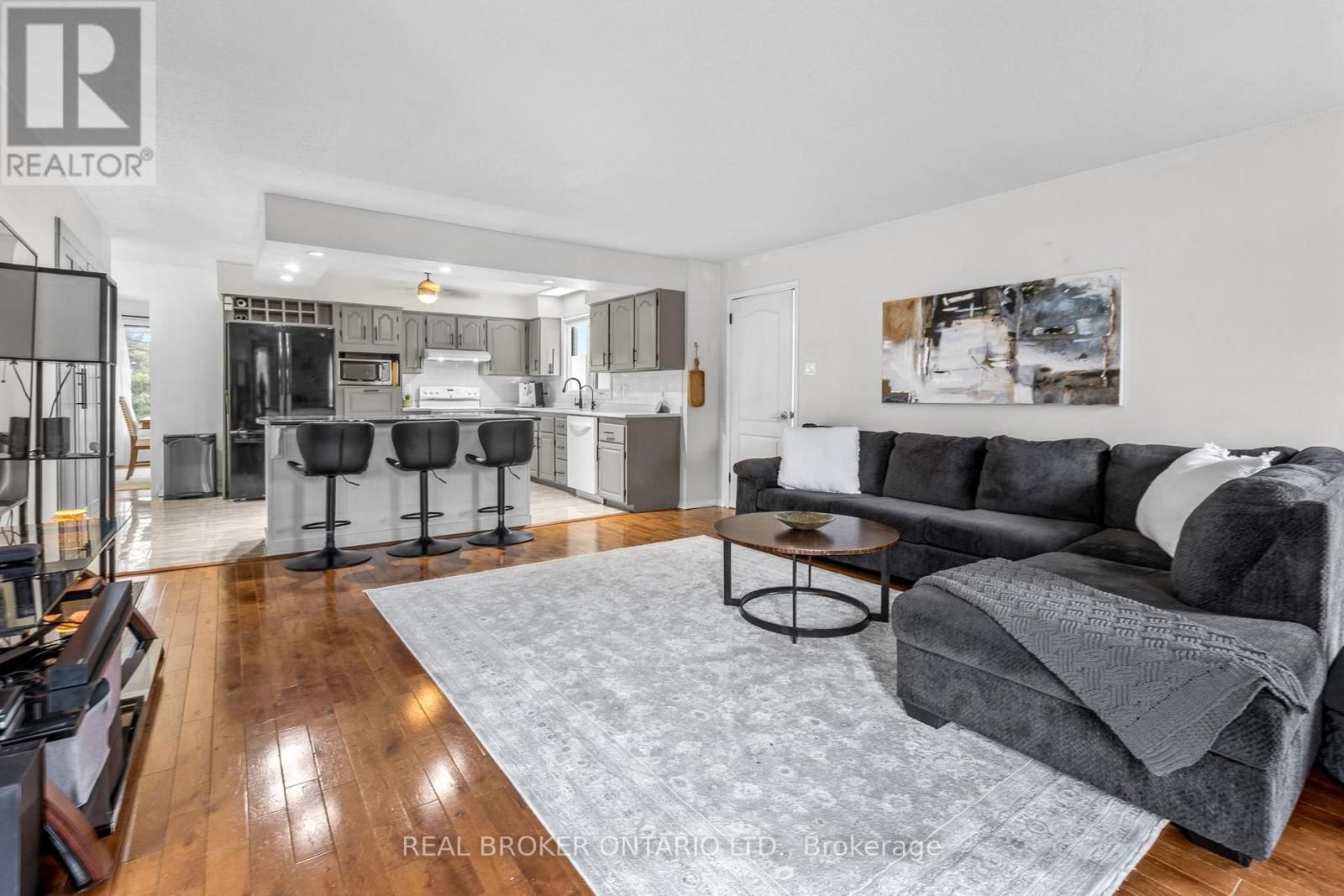 5400 OSGOODE MAIN STREET Image 10