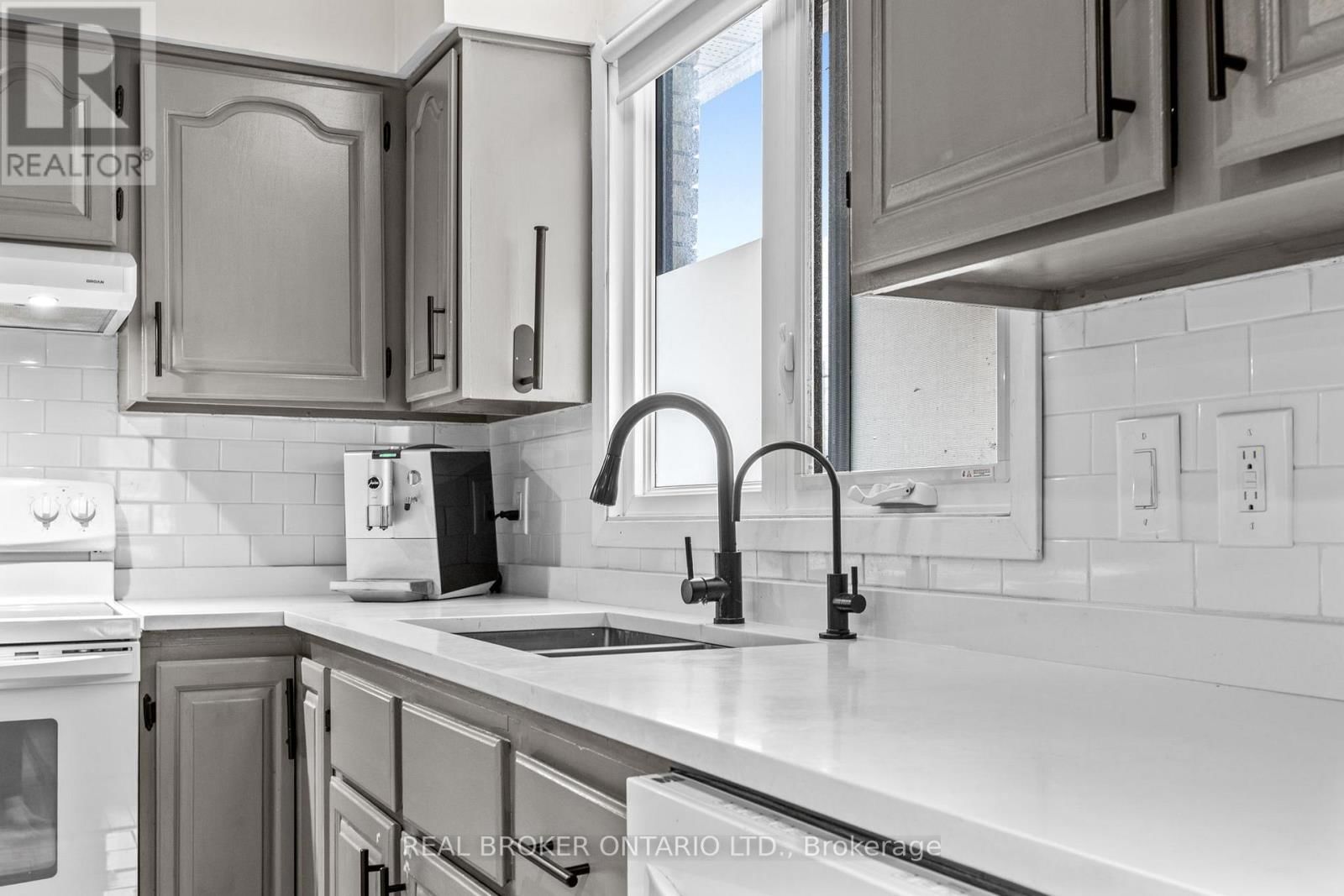 5400 OSGOODE MAIN STREET Image 12