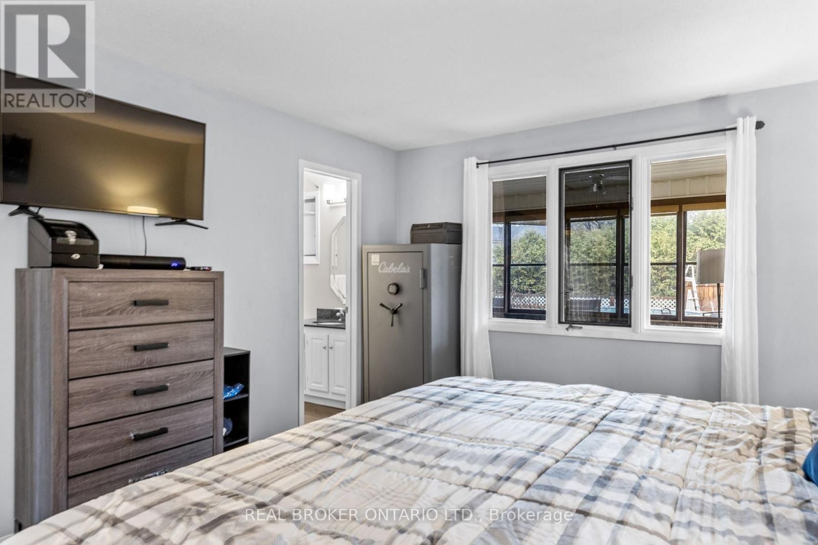 5400 OSGOODE MAIN STREET Image 19