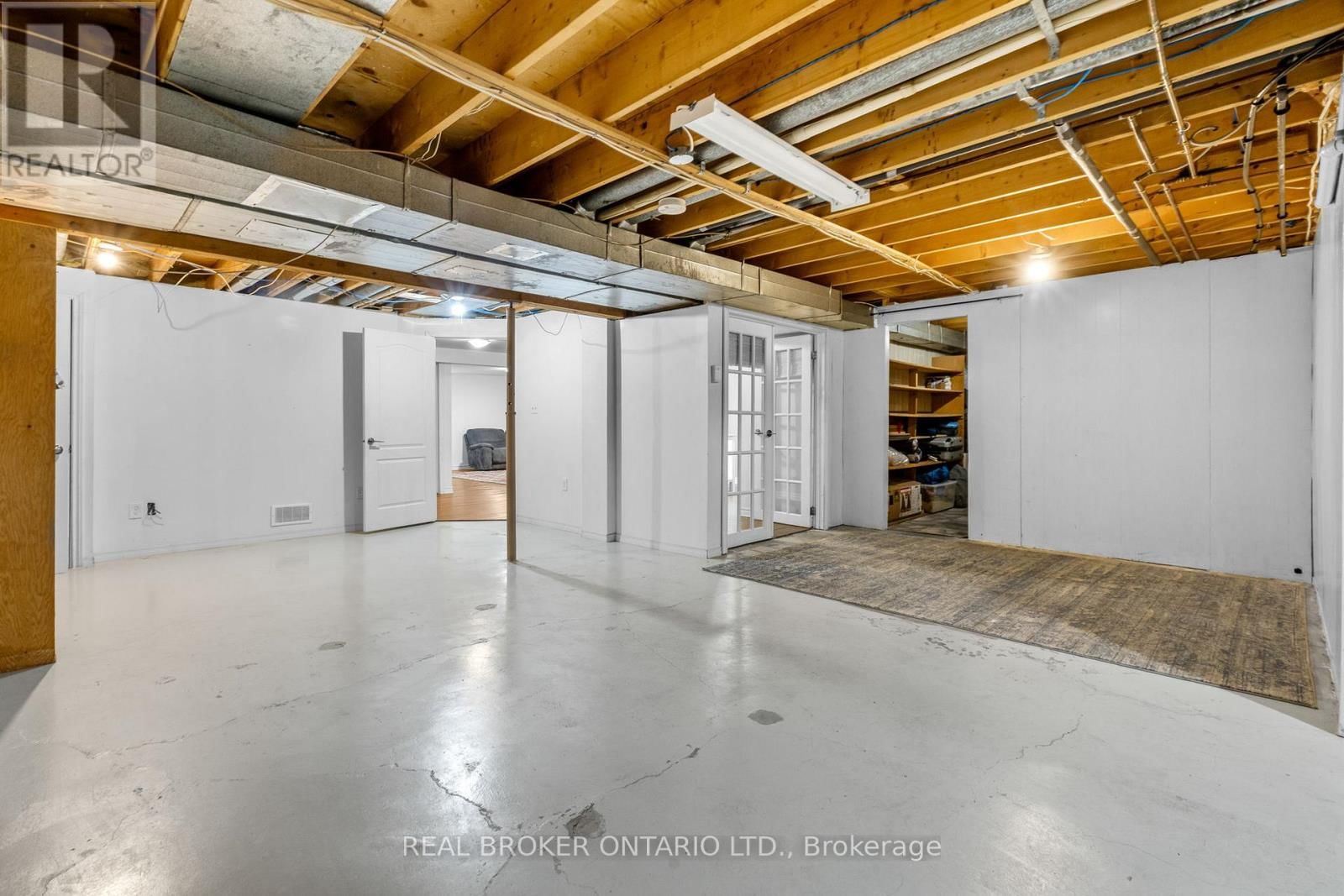 5400 OSGOODE MAIN STREET Image 32