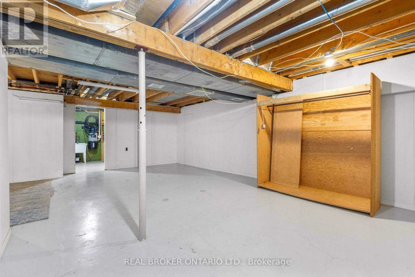 5400 OSGOODE MAIN STREET Image 33