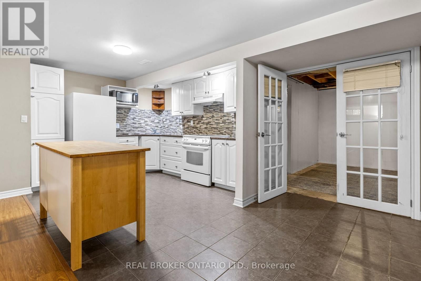 5400 OSGOODE MAIN STREET Image 34