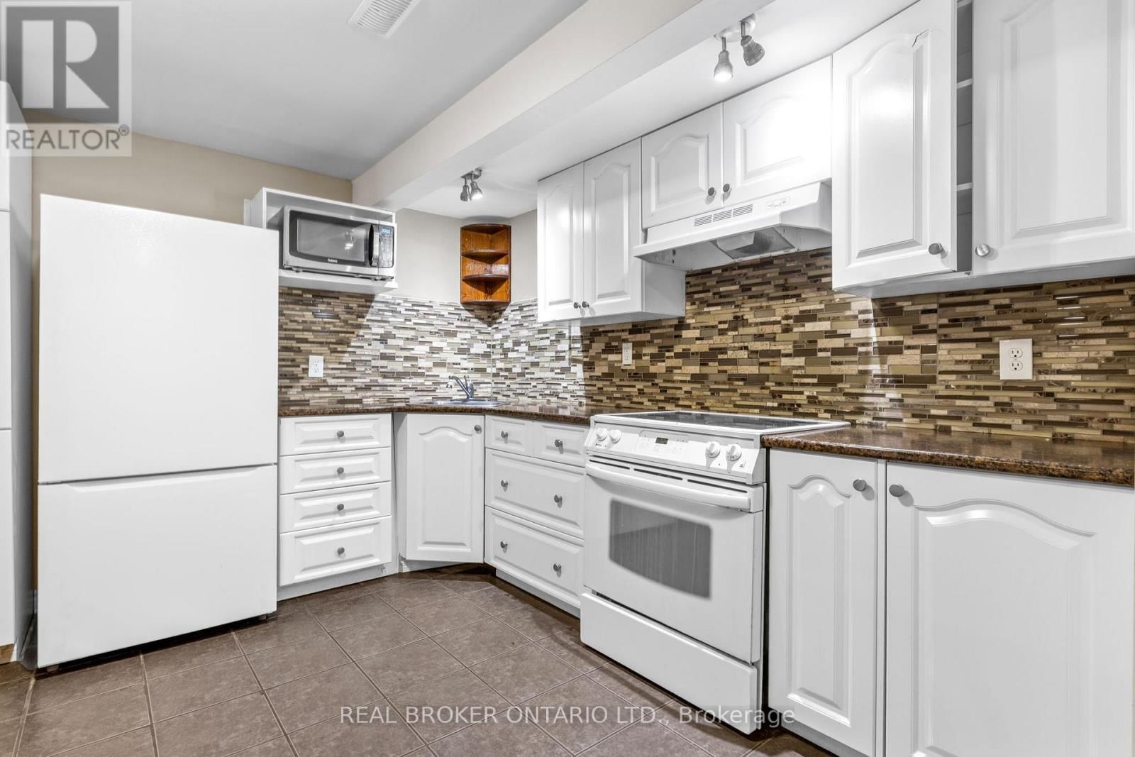 5400 OSGOODE MAIN STREET Image 35