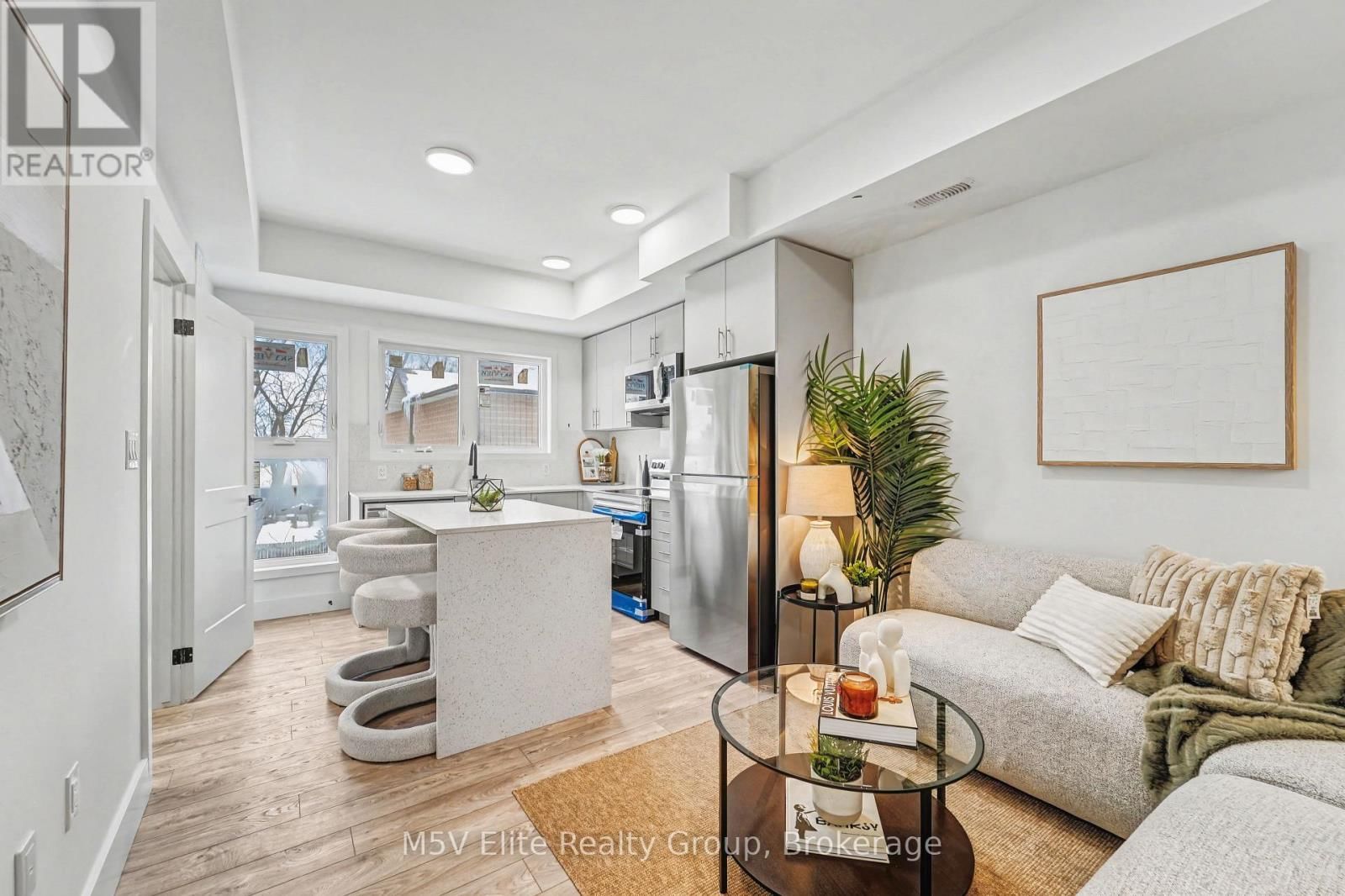 6638 MCLEOD ROAD Image 4