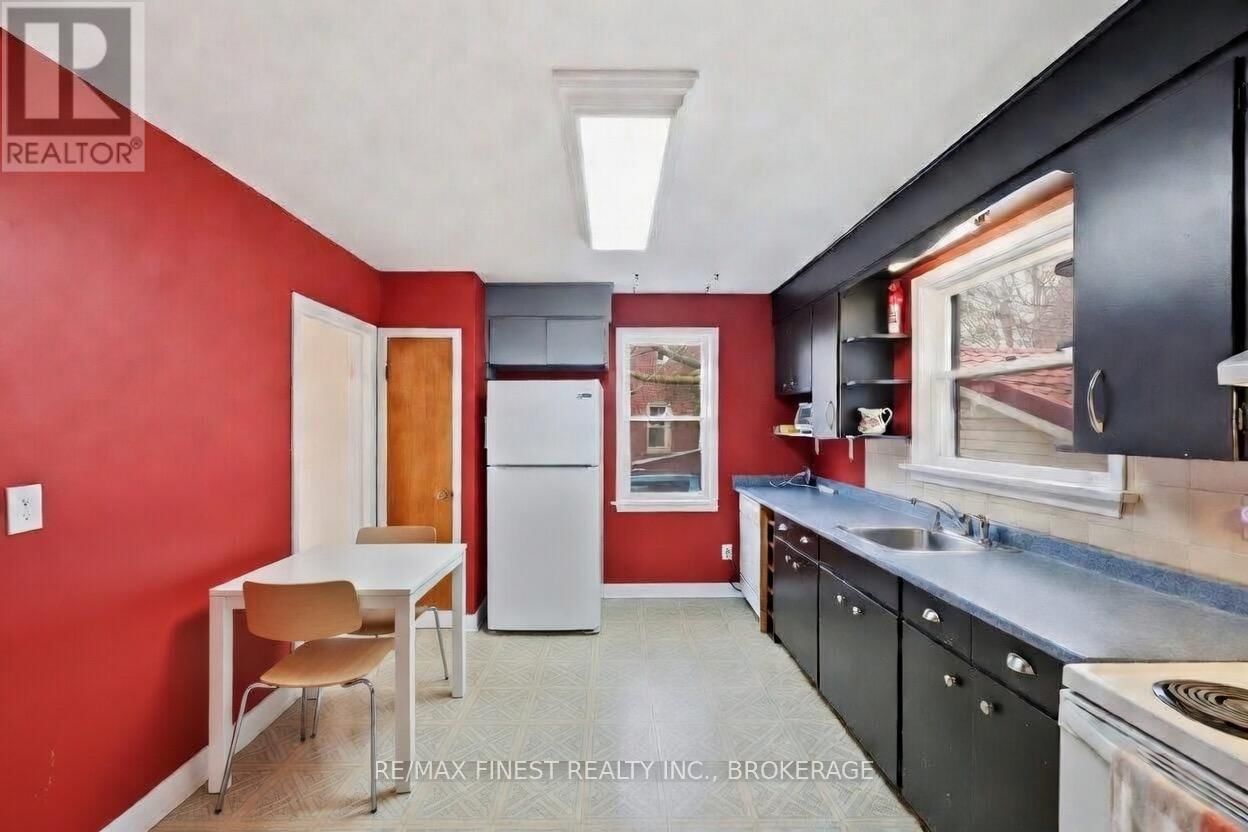 78 HATTER STREET Image 11