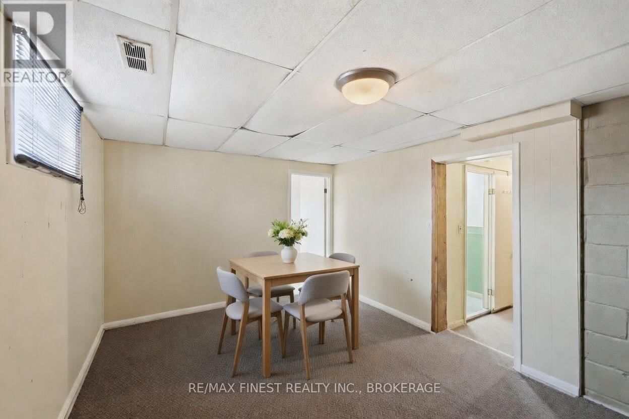 78 HATTER STREET Image 29