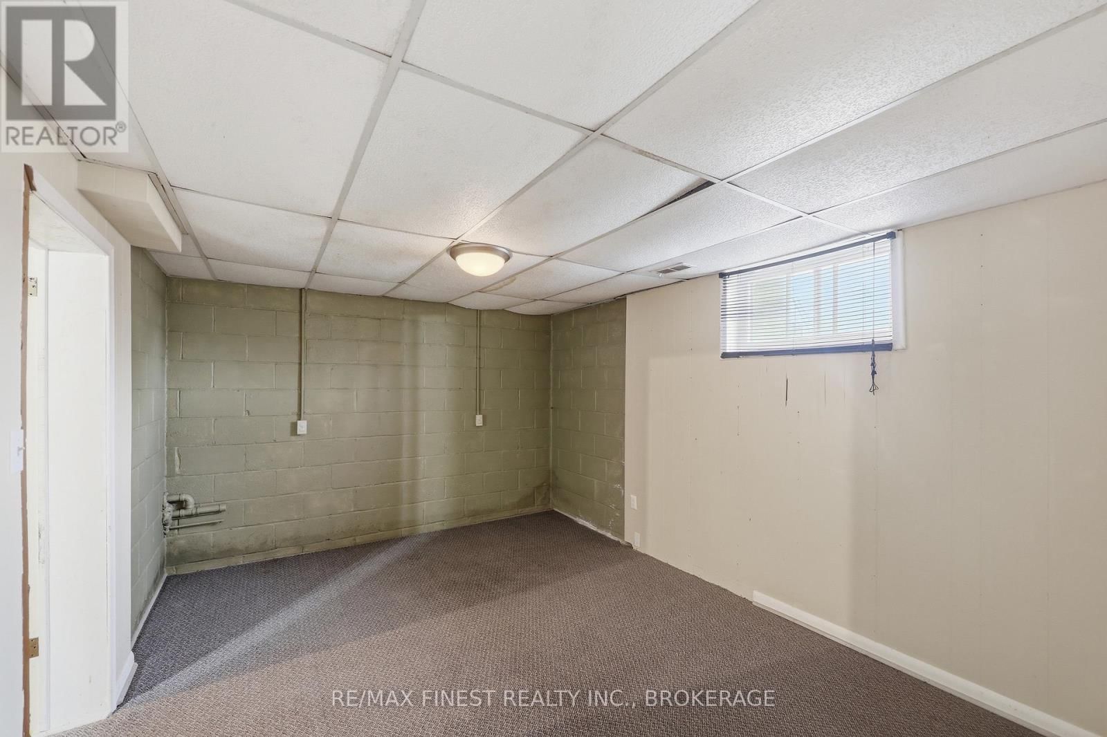 78 HATTER STREET Image 30