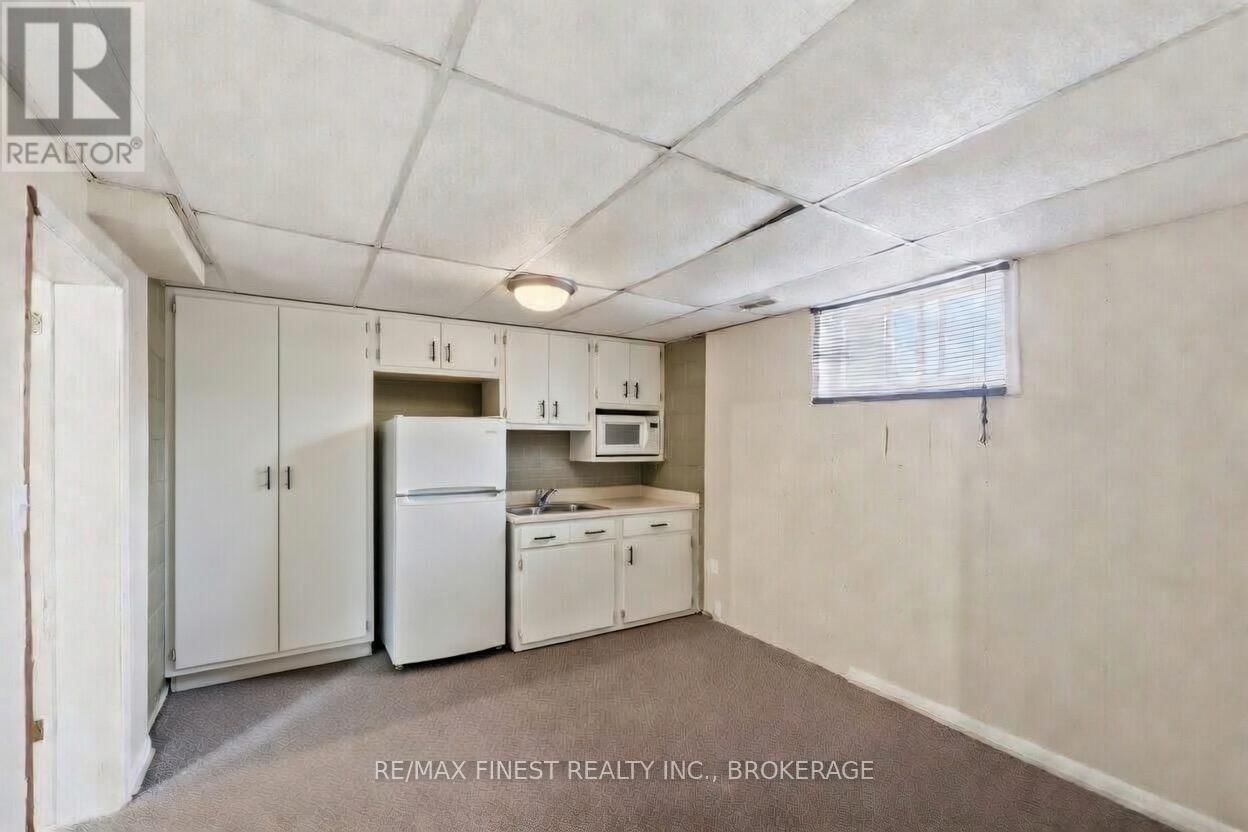 78 HATTER STREET Image 31