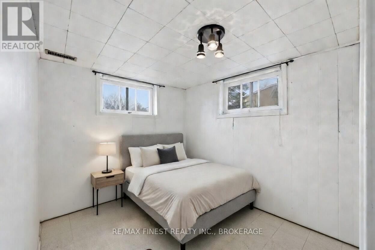 78 HATTER STREET Image 32