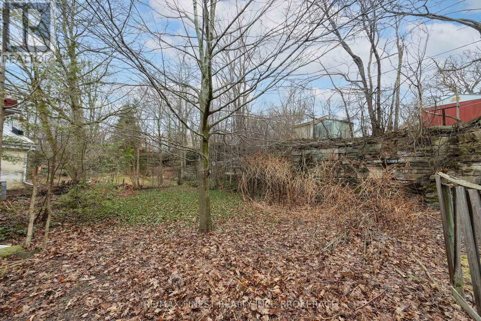 78 HATTER STREET Image 35