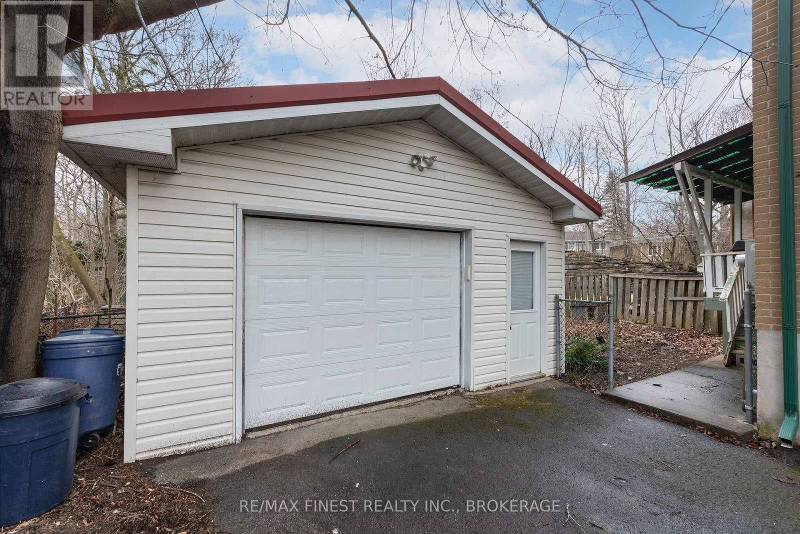 78 HATTER STREET Image 38