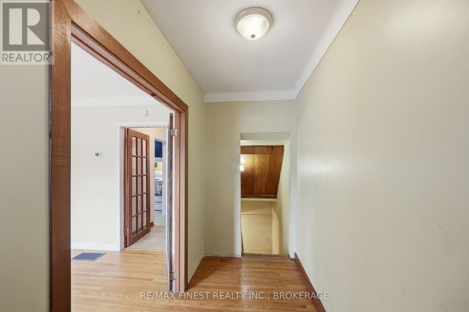 78 HATTER STREET Image 8