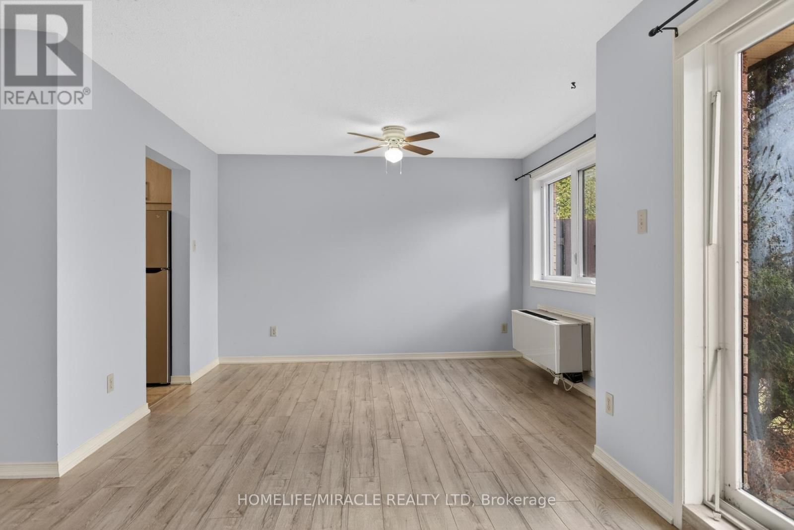 32 - 36 CHAMPLAIN CRESCENT Image 14