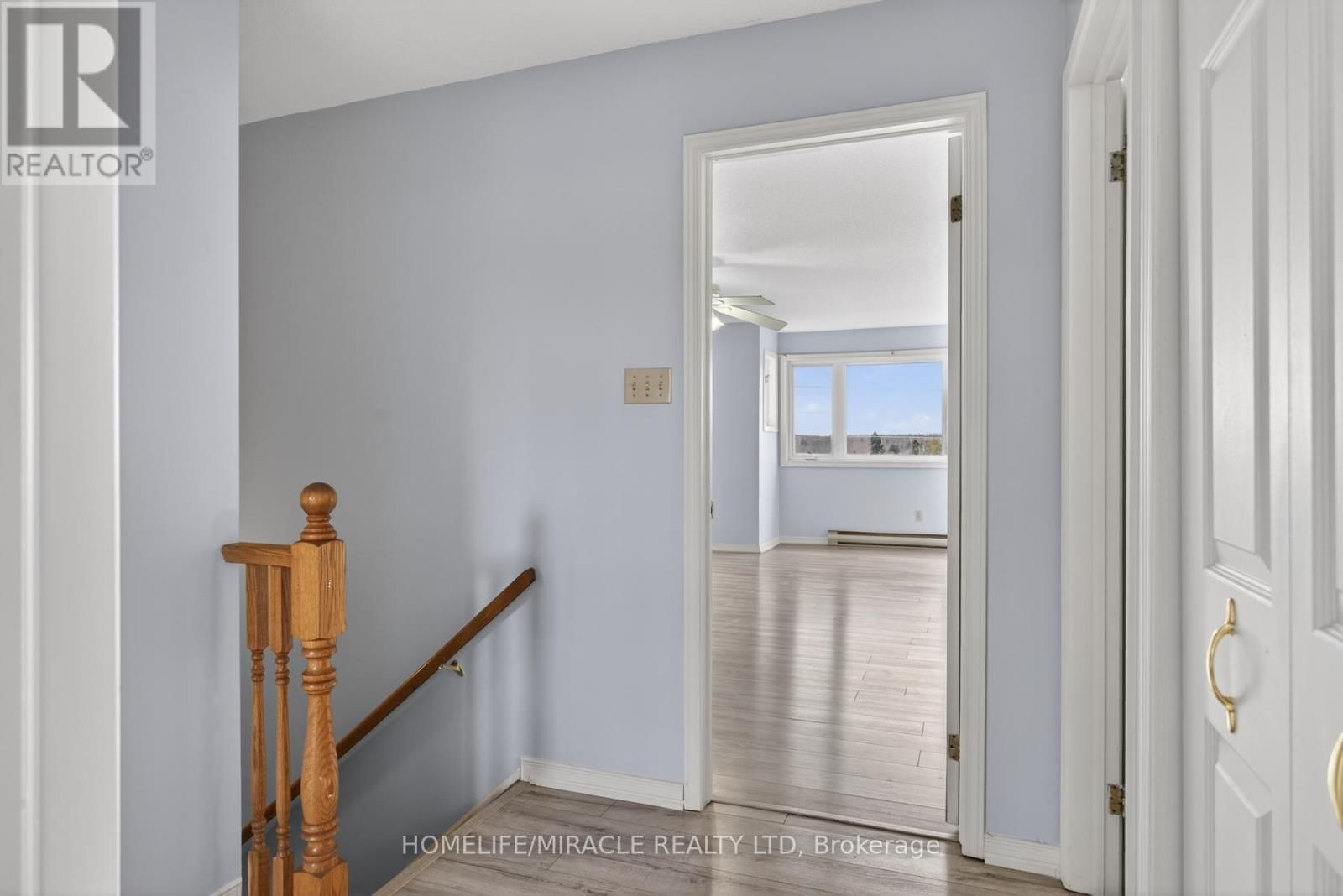 32 - 36 CHAMPLAIN CRESCENT Image 18