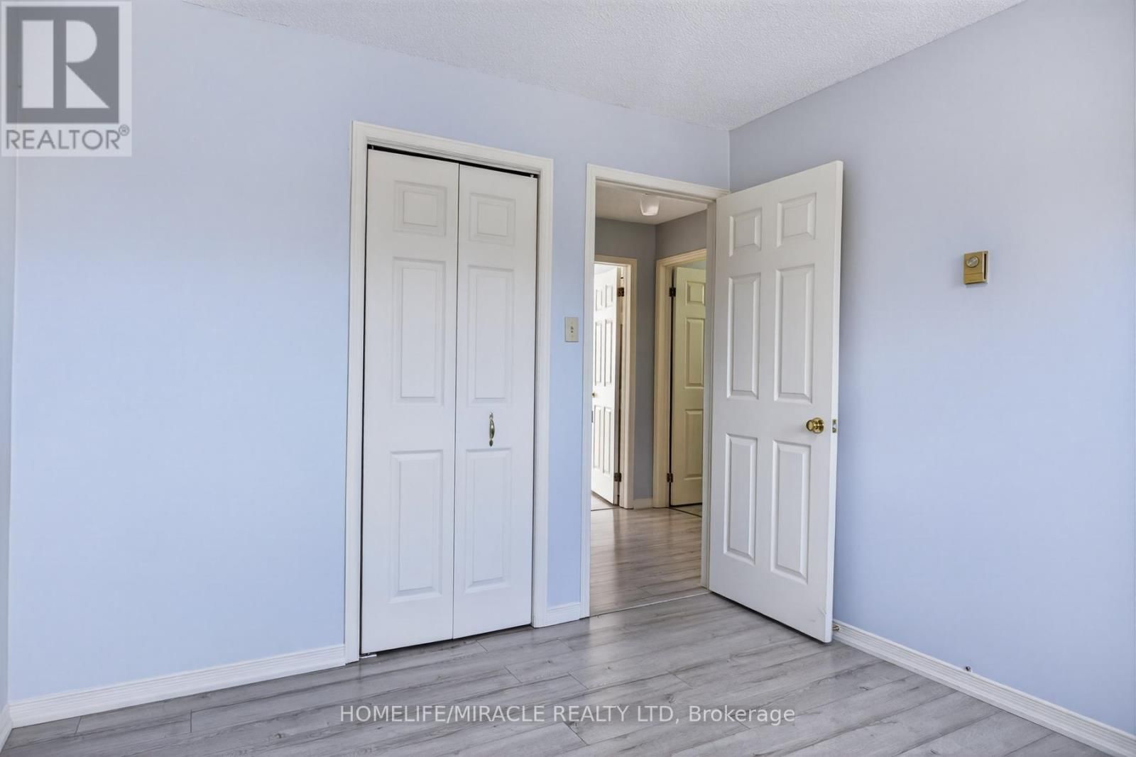 32 - 36 CHAMPLAIN CRESCENT Image 24