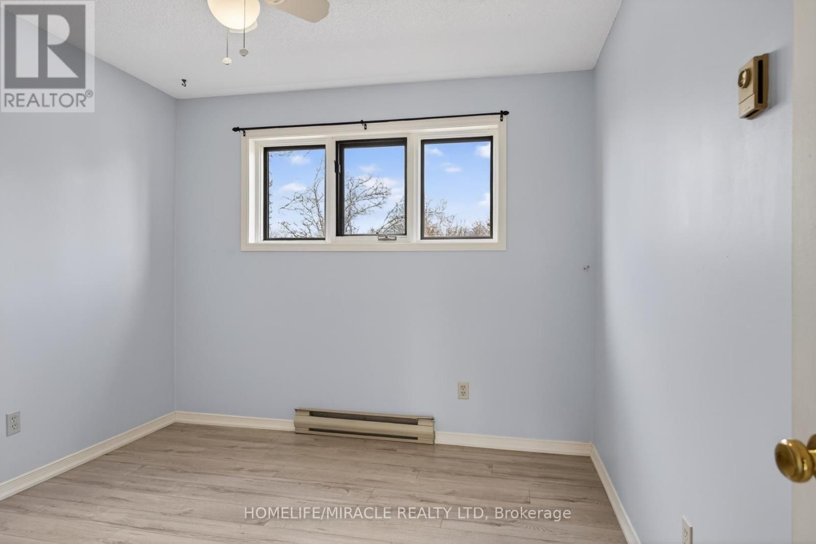 32 - 36 CHAMPLAIN CRESCENT Image 26