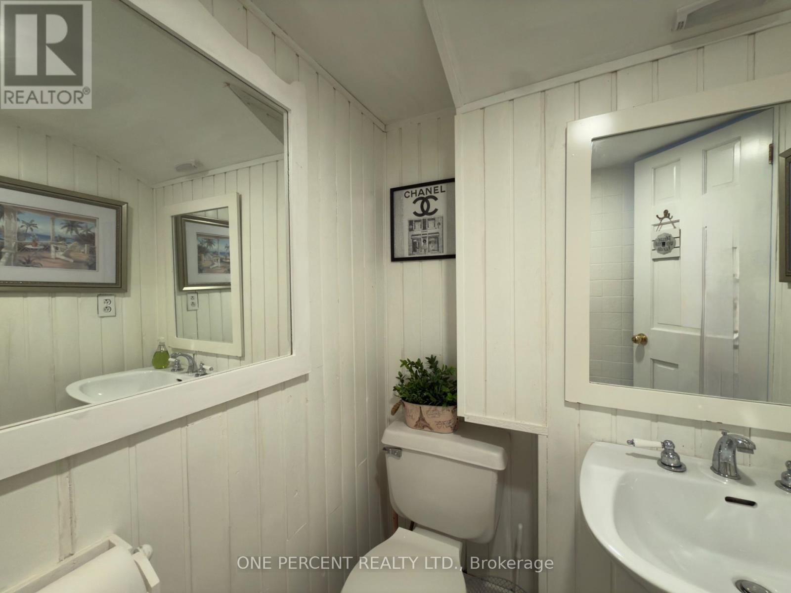 64 DORCHESTER BOULEVARD Image 18