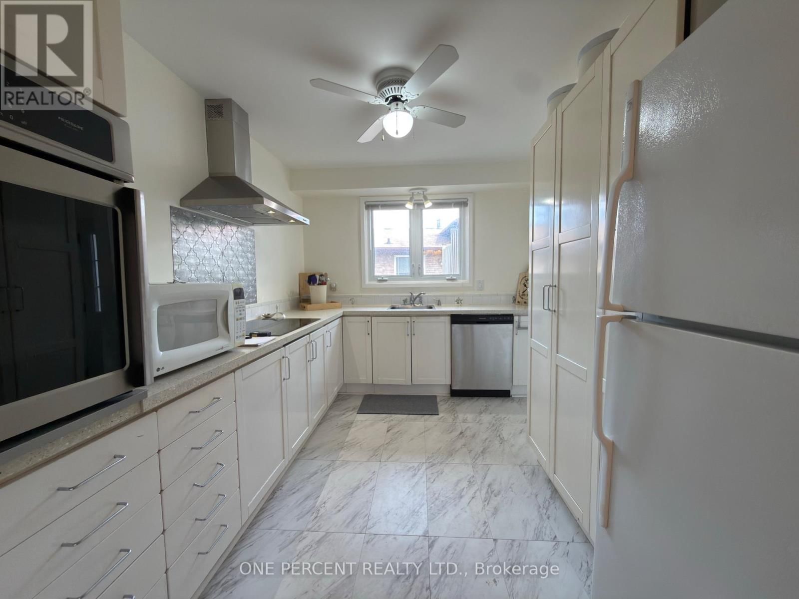 64 DORCHESTER BOULEVARD Image 7