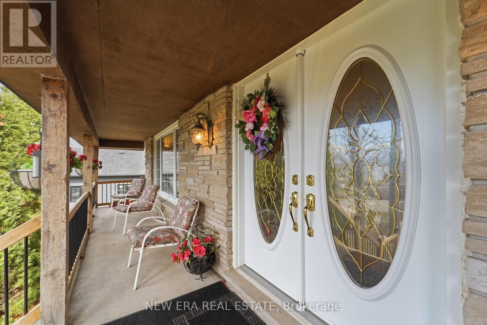 645 HATTON AVENUE Image 4