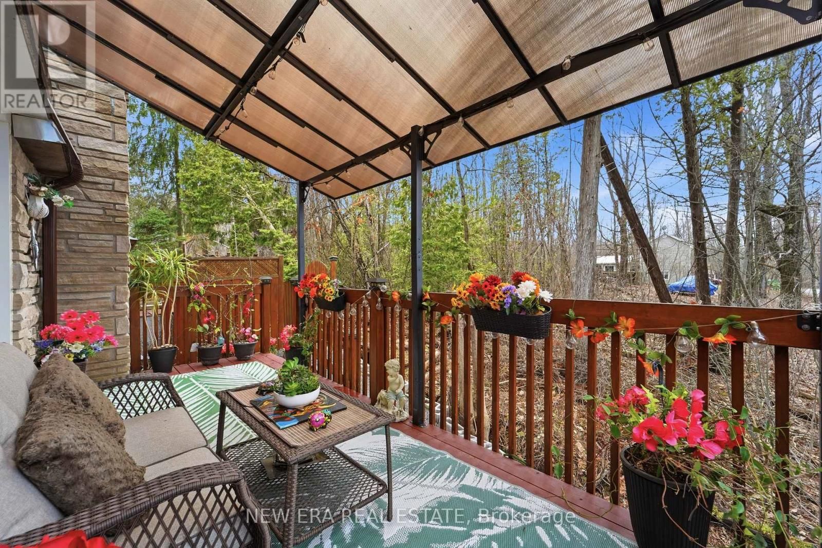 645 HATTON AVENUE Image 6