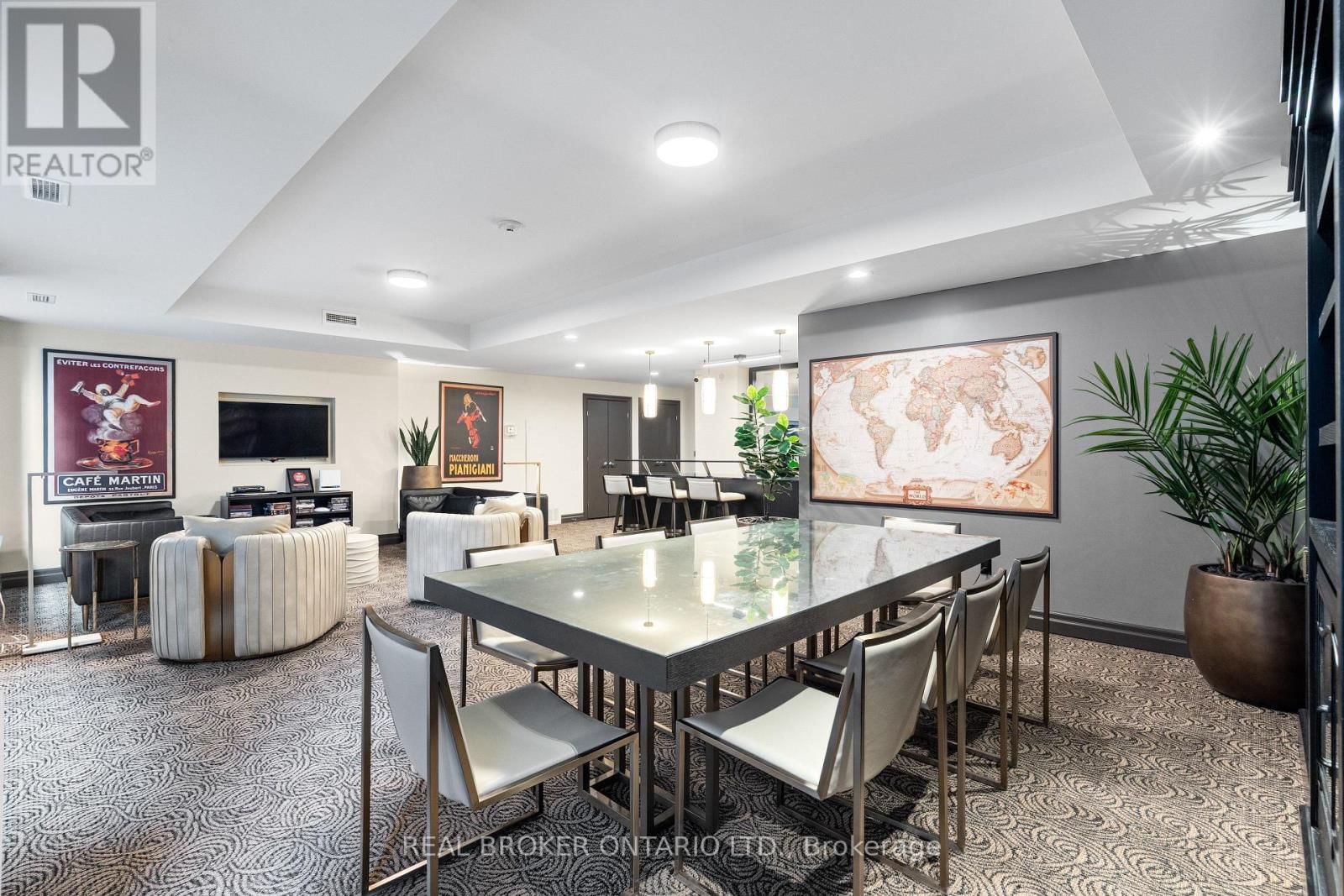 810 - 235 KENT STREET Image 44