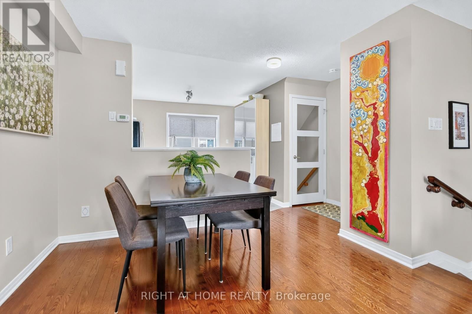 24 MANHATTAN CRESCENT Image 7