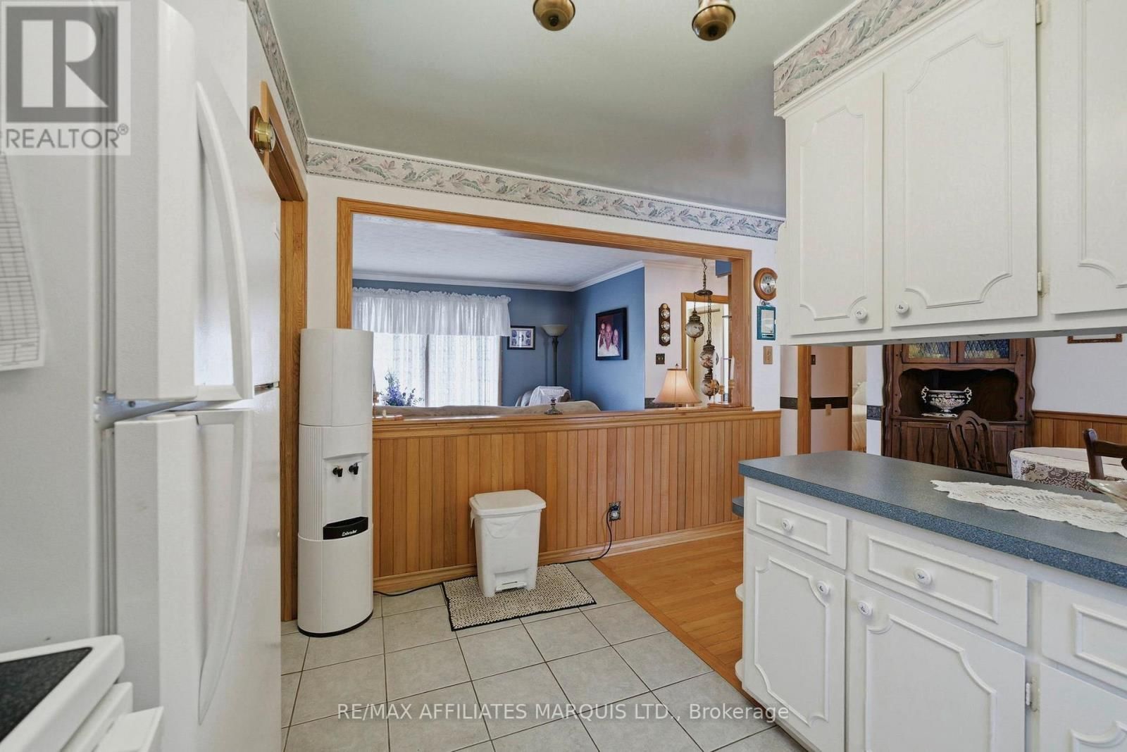 1212 BRODEUR STREET Image 12