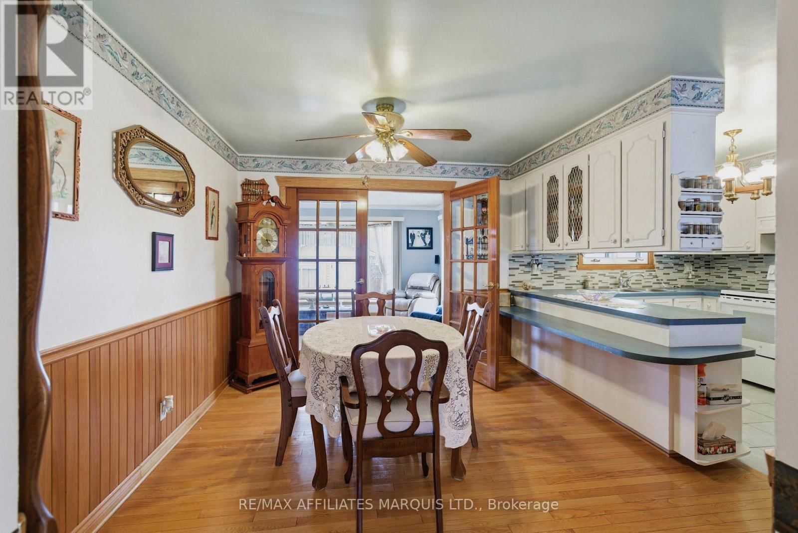 1212 BRODEUR STREET Image 13