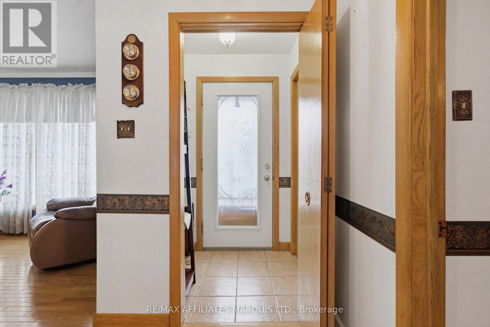 1212 BRODEUR STREET Image 4