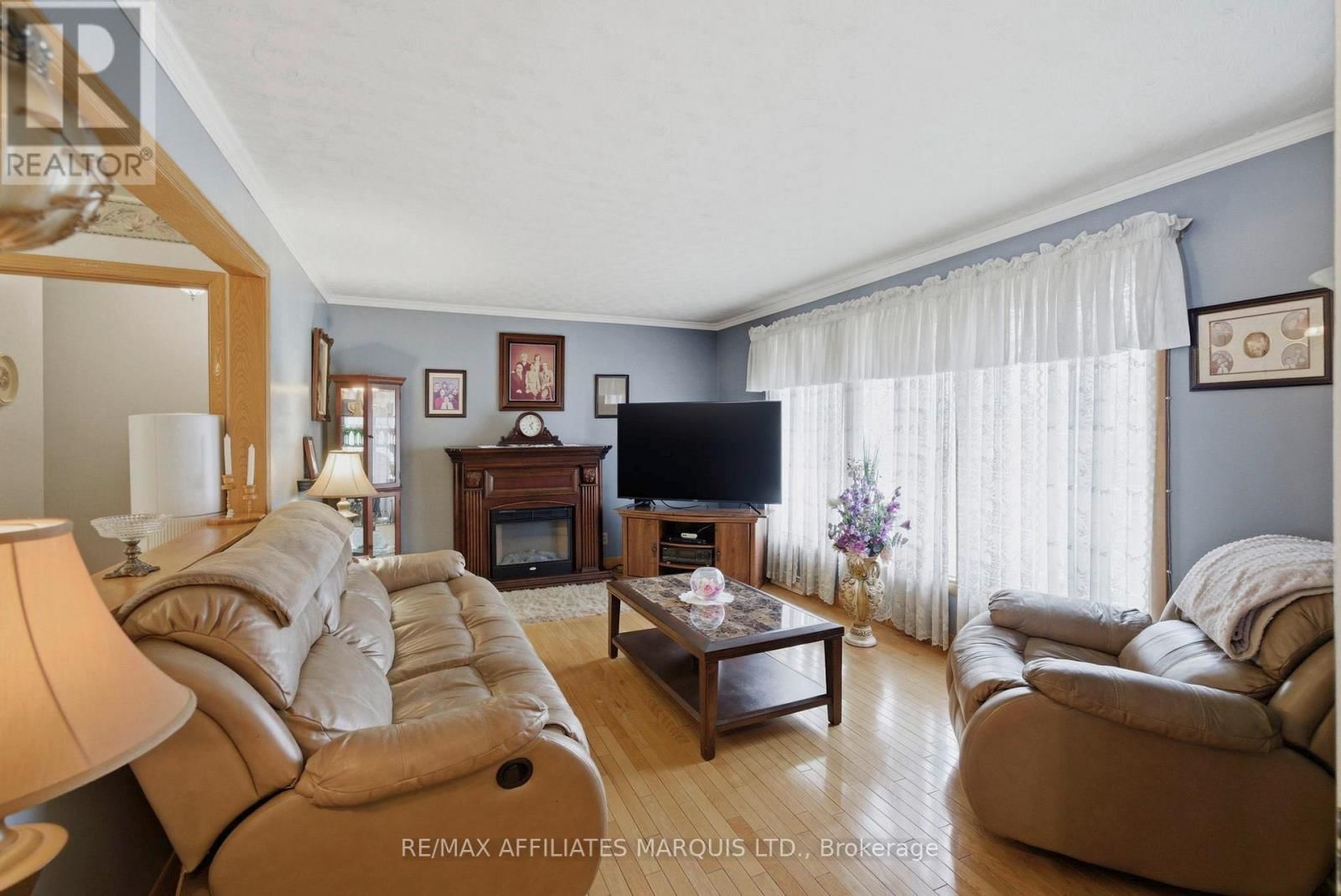 1212 BRODEUR STREET Image 6