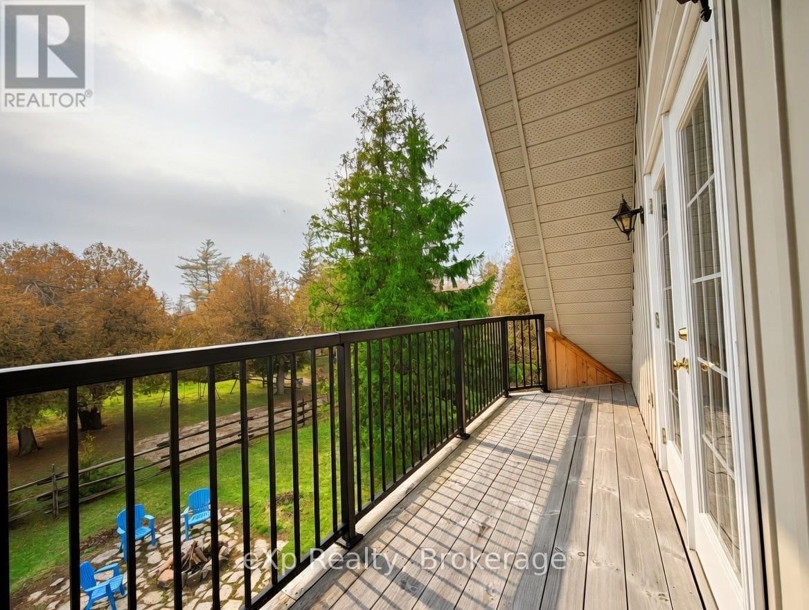 705 VICTORIA ROAD Image 15