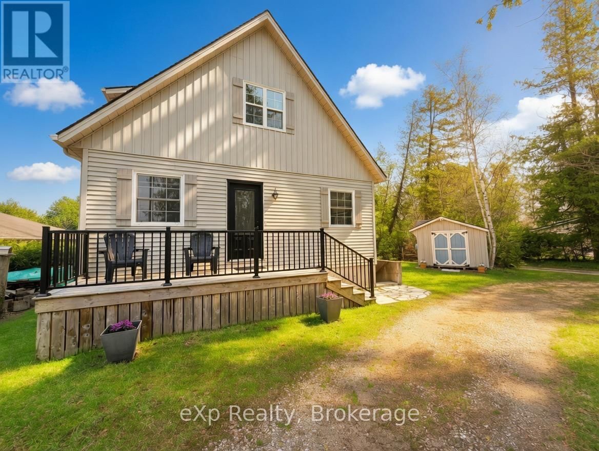 705 VICTORIA ROAD Image 2