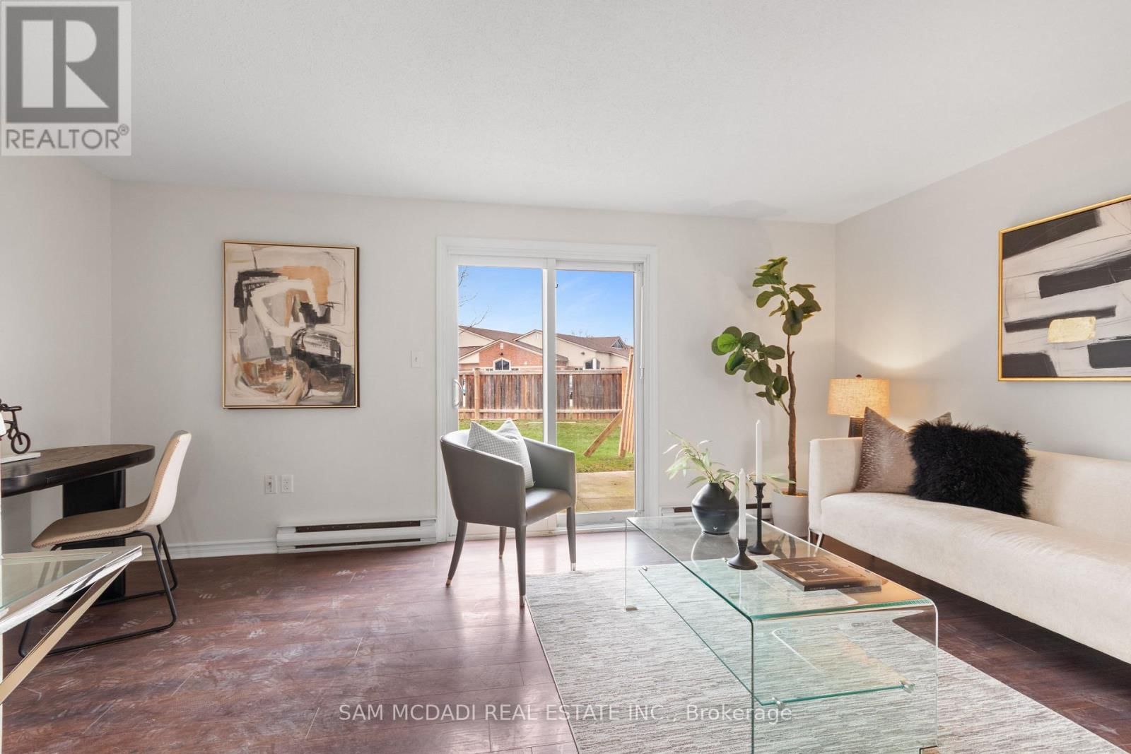 2 - 160 RITTENHOUSE ROAD Image 11