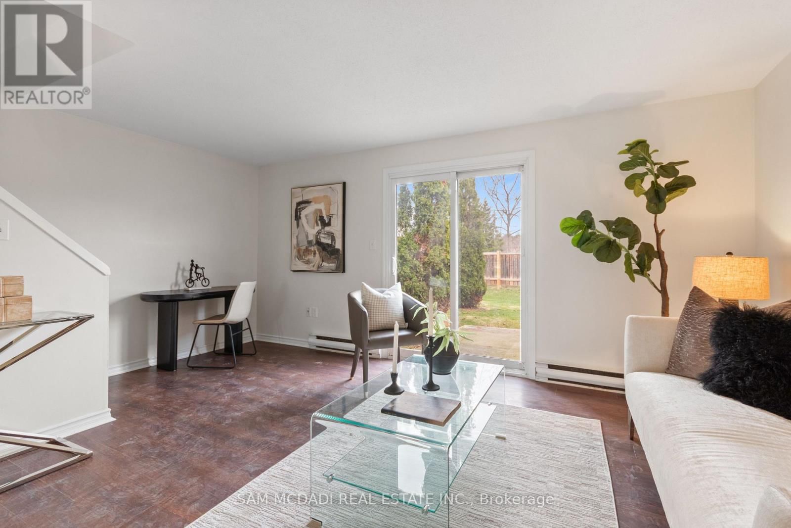 2 - 160 RITTENHOUSE ROAD Image 12