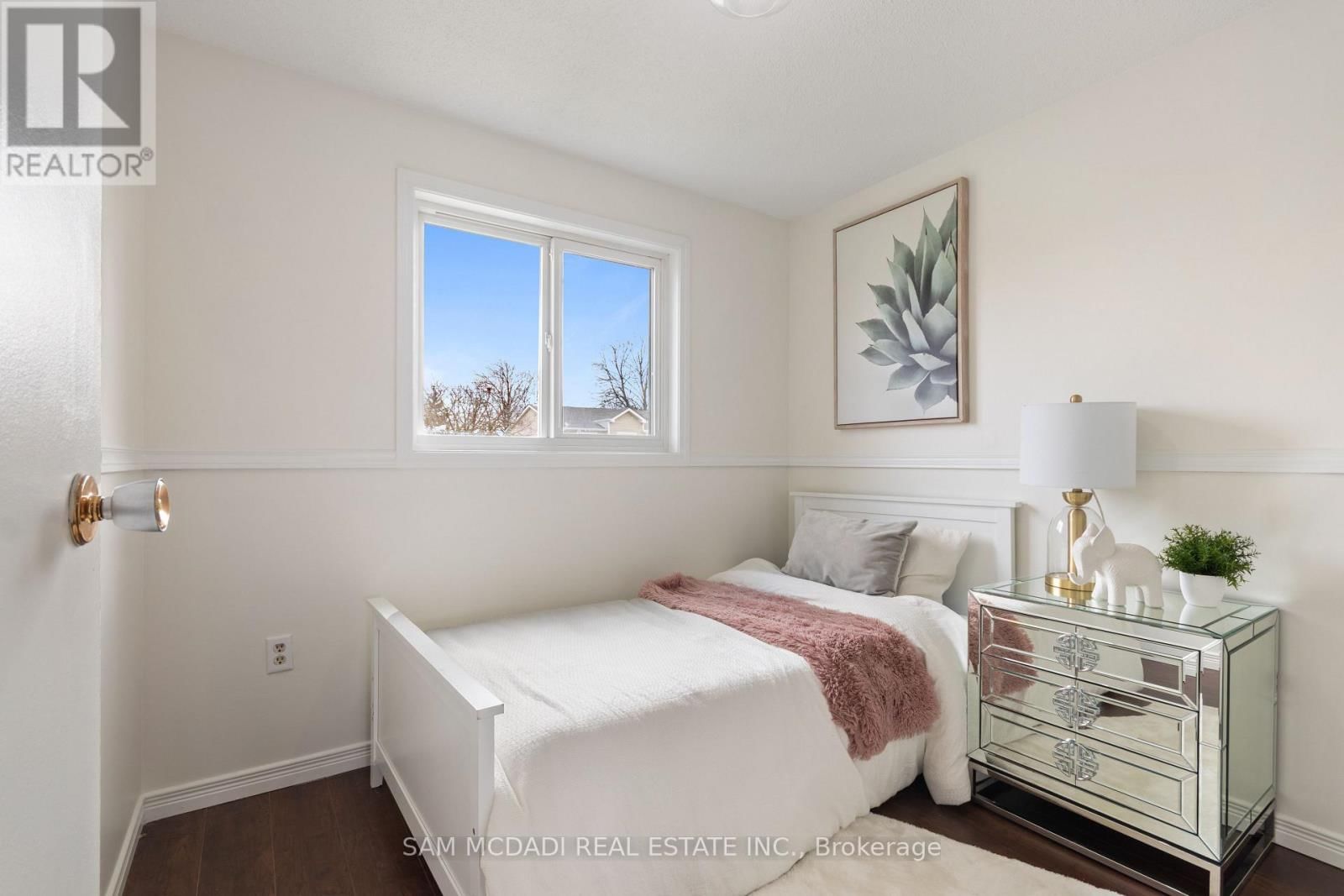 2 - 160 RITTENHOUSE ROAD Image 19