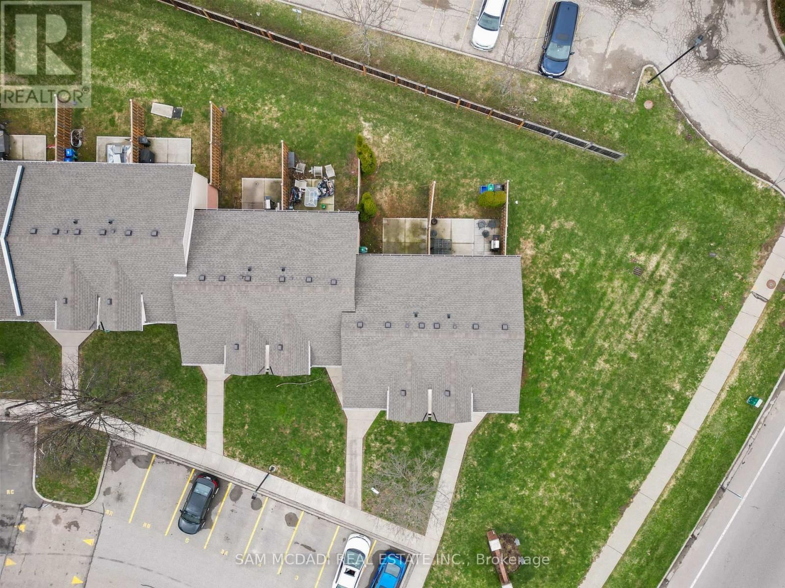 2 - 160 RITTENHOUSE ROAD Image 24