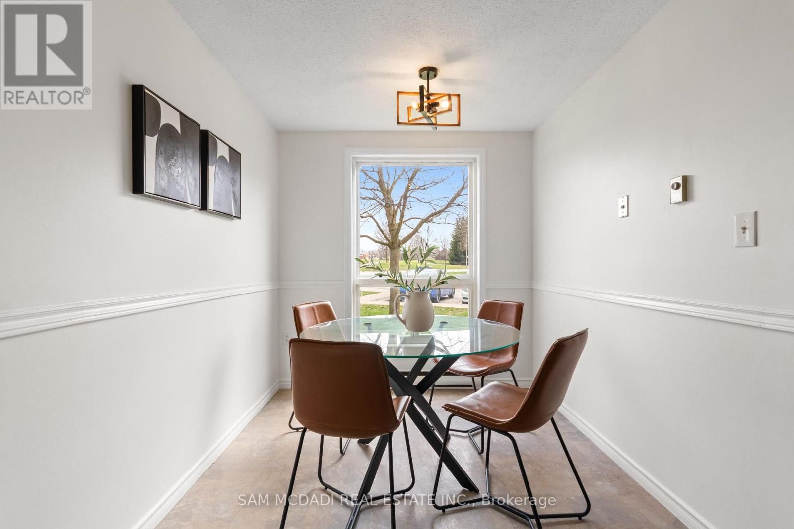 2 - 160 RITTENHOUSE ROAD Image 5