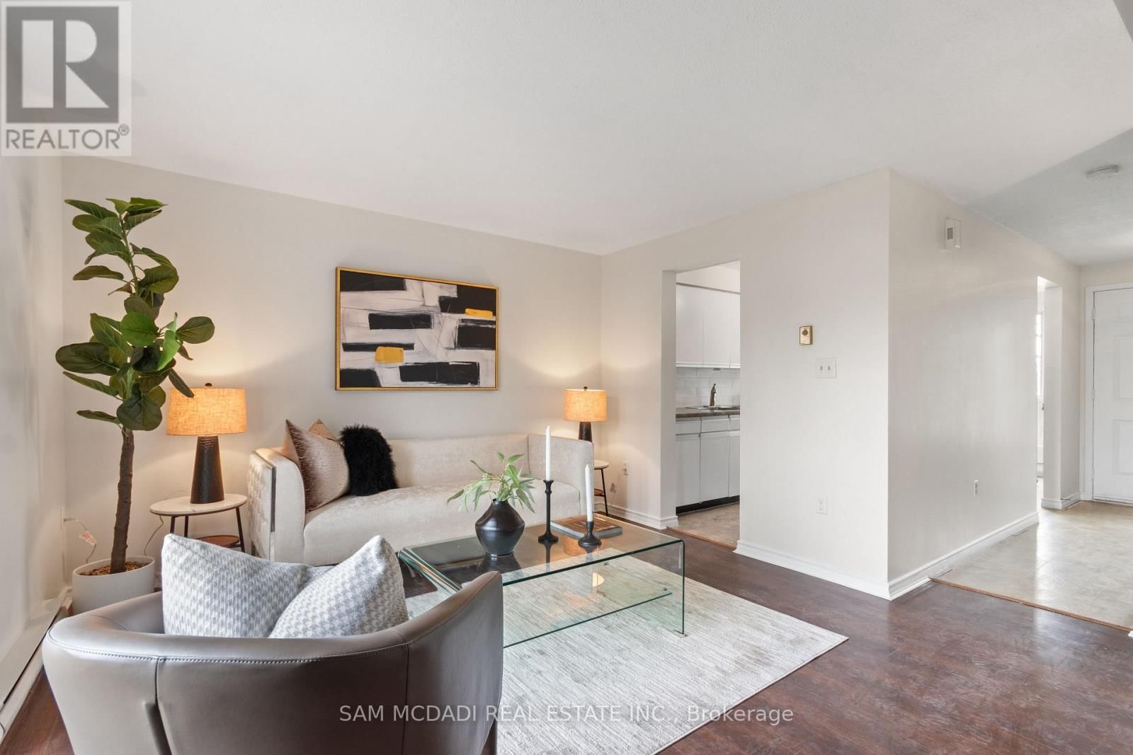 2 - 160 RITTENHOUSE ROAD Image 9