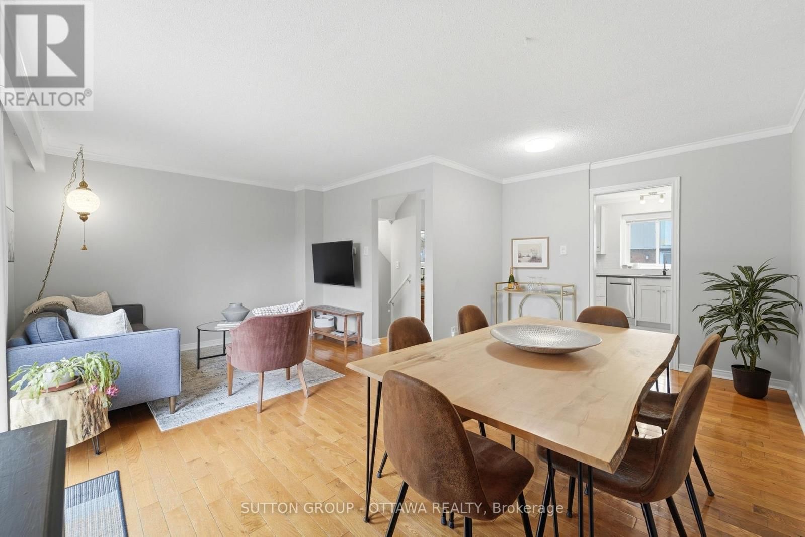 3907E OLD RICHMOND ROAD Image 12