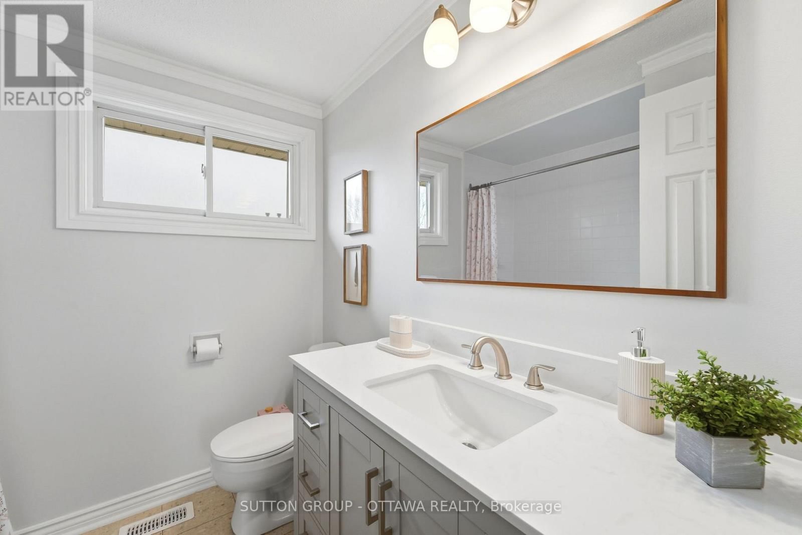 3907E OLD RICHMOND ROAD Image 25