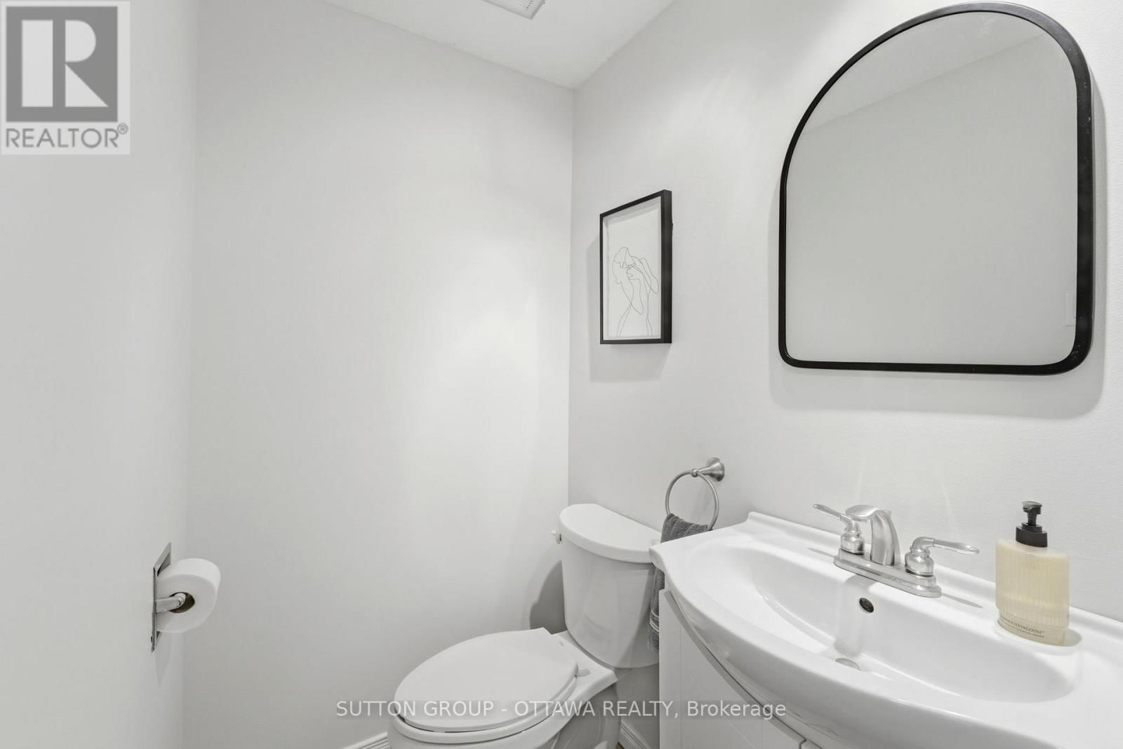 3907E OLD RICHMOND ROAD Image 35