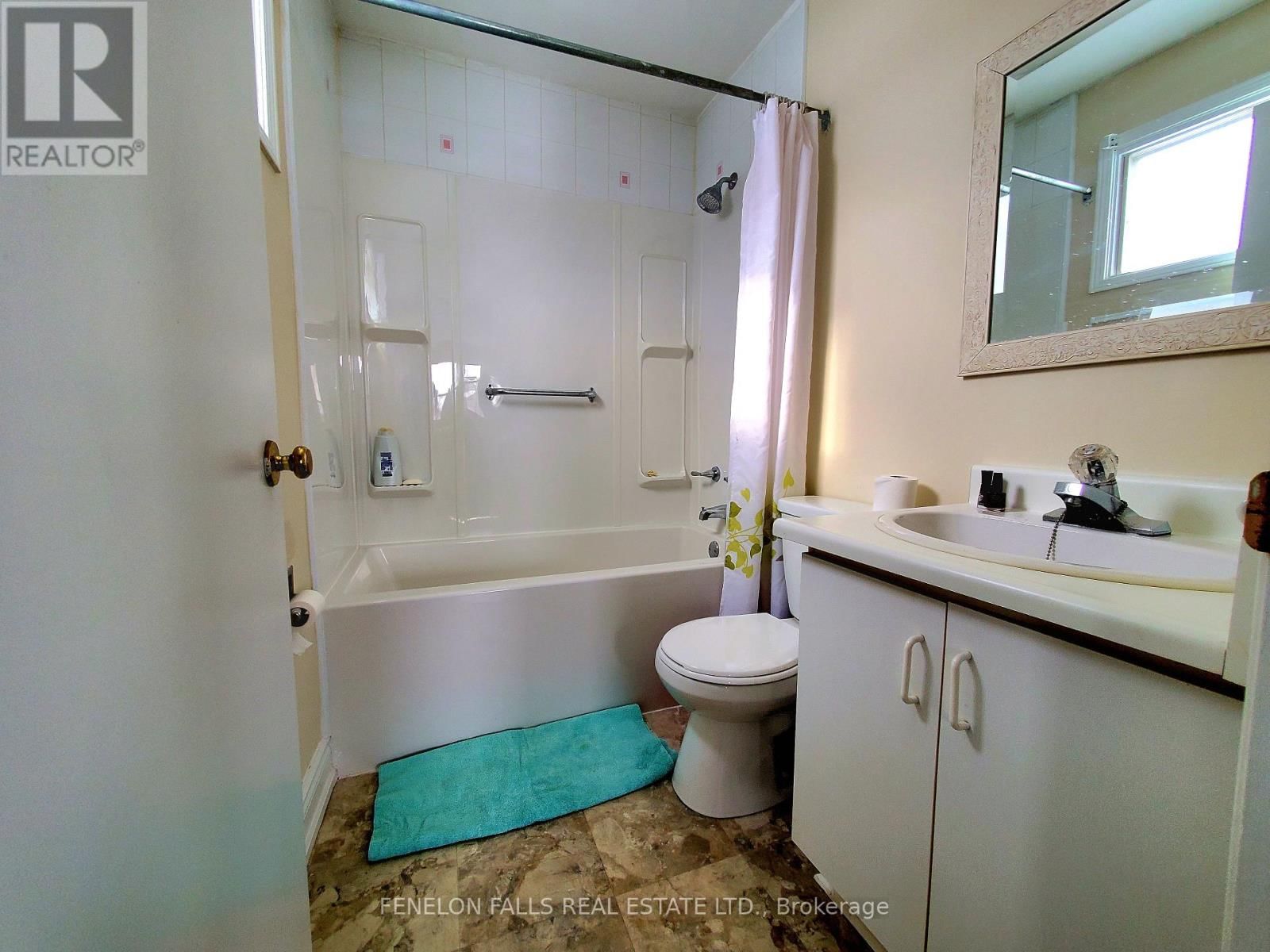 180 ORCHARD PARK ROAD Image 10