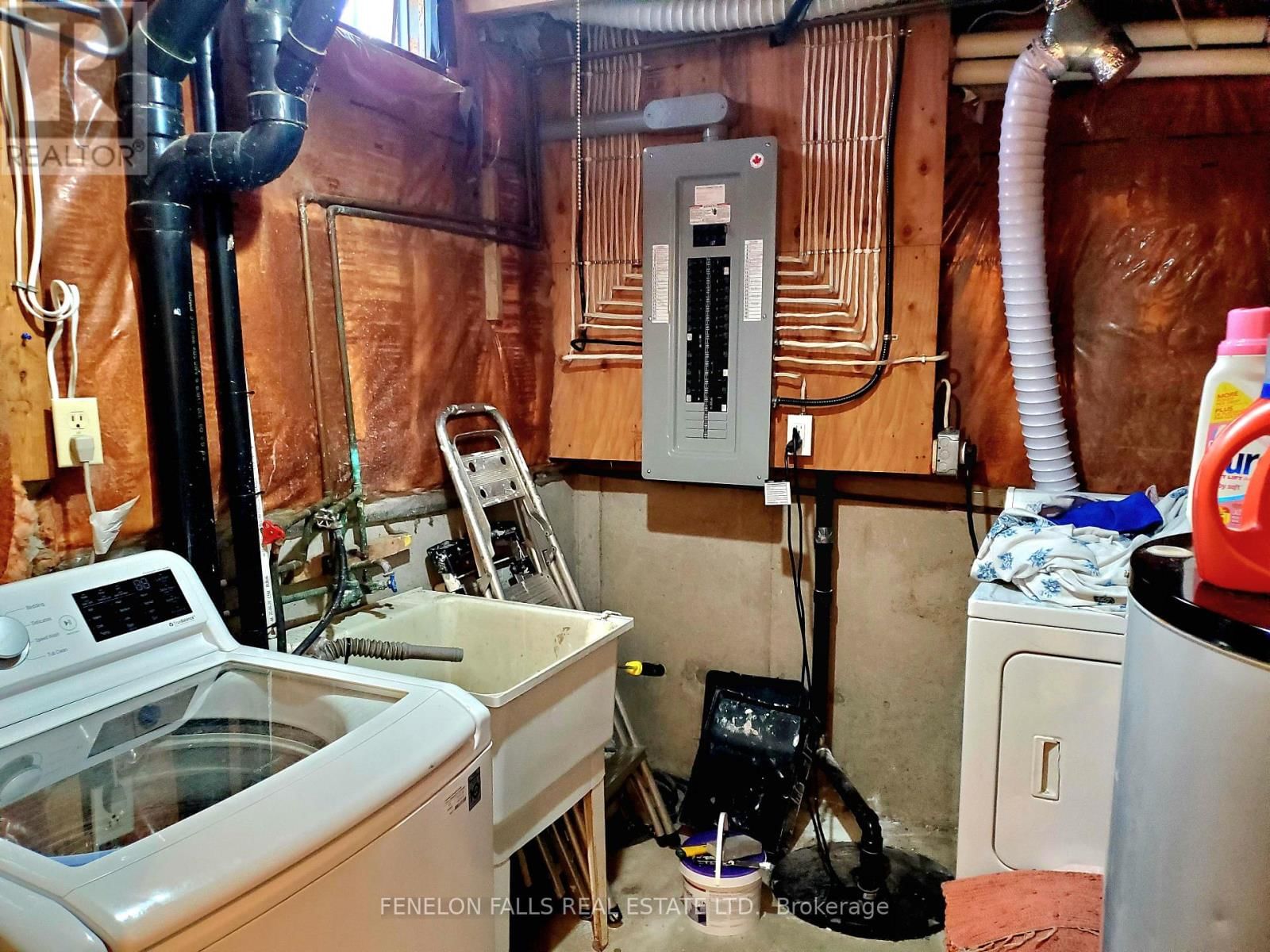 180 ORCHARD PARK ROAD Image 18