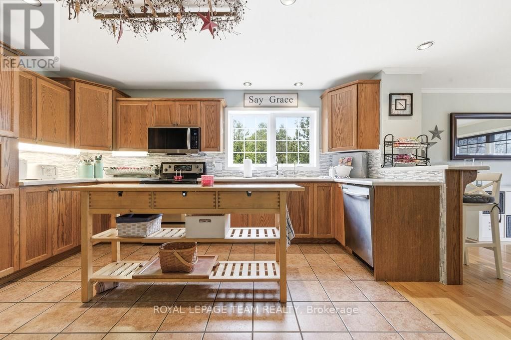 5195 MCDONALD'S CORNERS ROAD Image 10